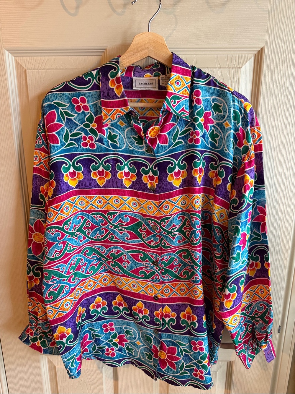 Vintage 90’s Tribal Floral 100% SILK blouse - size M